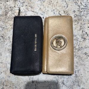 Michael Kors Black and Gold Wallet Duo